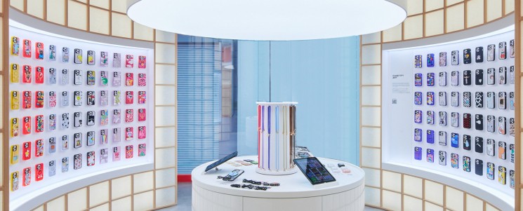 一年卖36亿、毛利55.8%，手机壳卖出了奢侈品价？