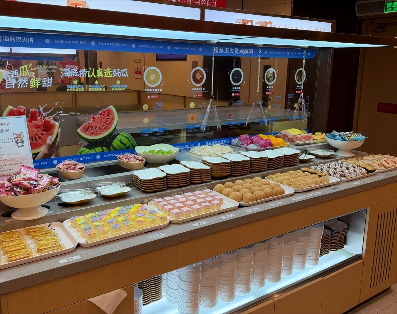 火锅店为何集体“卷”甜品？真正的增长在第二份账单里