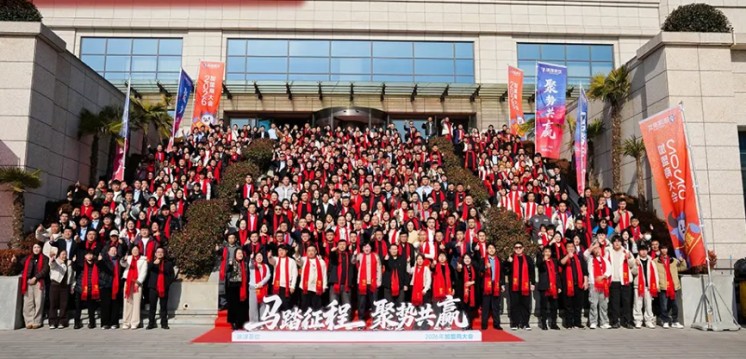 雪王遇对手？河南一奶茶品牌砸6000万烧钱，豪言要开10000家店
