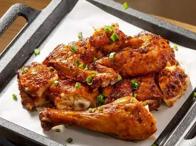 绿茶外卖业务增长超六成，品牌正在重构自己的“堂食基因”？