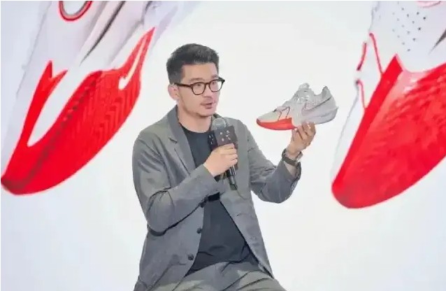挖来耐克产品副总裁，萨洛蒙在中国要打什么仗?