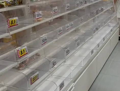 会员日撞上台风，量贩零食店被“买爆”：一场意外爆单，能变成长久生意吗？