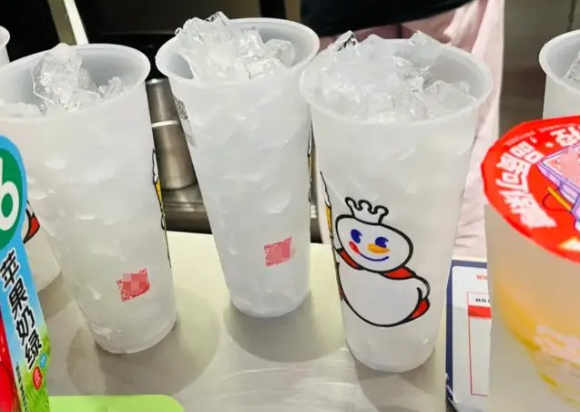 1元一杯的冰，工厂只赚1毛钱：冰杯的红利，可能只剩这个夏天