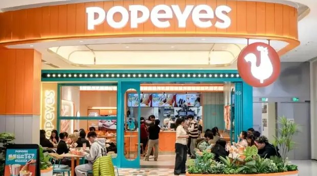 旗舰店树品牌、卫星店抢外卖,Popeyes的“店型组合拳”能打好吗?