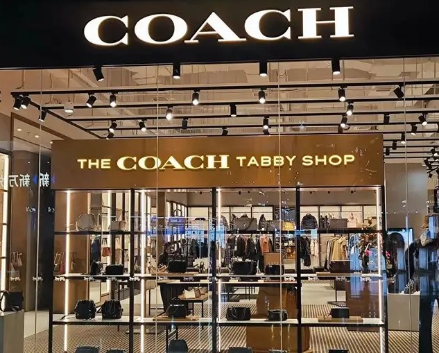 大中华区暴涨38%，奢侈品集体过冬，COACH凭什么涨价了还卖爆？
