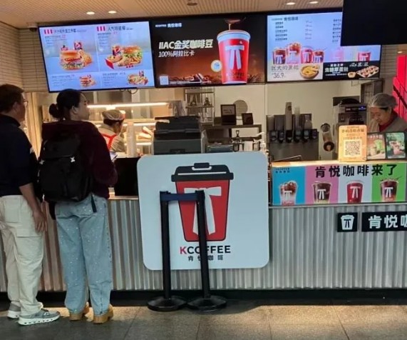 大牌疯狂下沉，县城老板还有什么店能开？